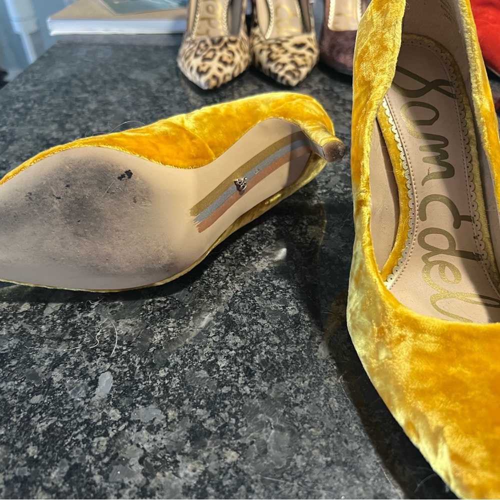 Sam Edelman Mustard Velvet Heels - Picture 2 of 3